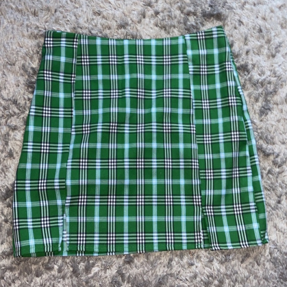 Plad green shein skirt